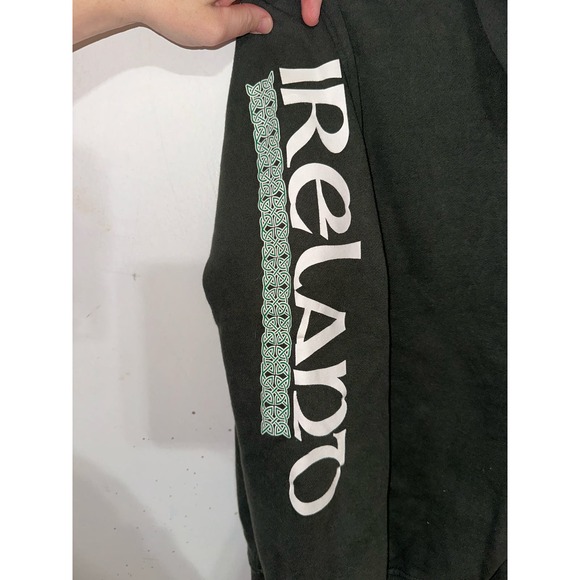 St. Patrick's Day Heavyweight Long Sleeve Green Irish Sweatshirt Size S - Picture 3 of 7